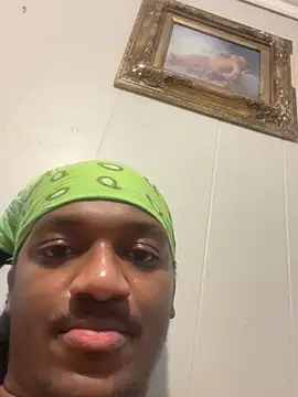 shepullsmydreads265 online show from July 30, 4:44 am