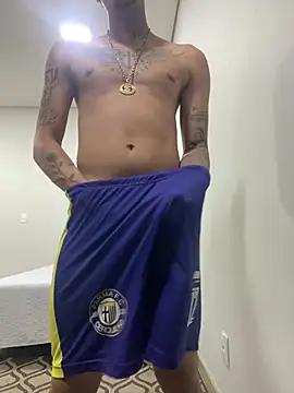 Snapshot of lk_zin chatting on April 7, 1:18 am lk zin online show from April 7, 1:18 am