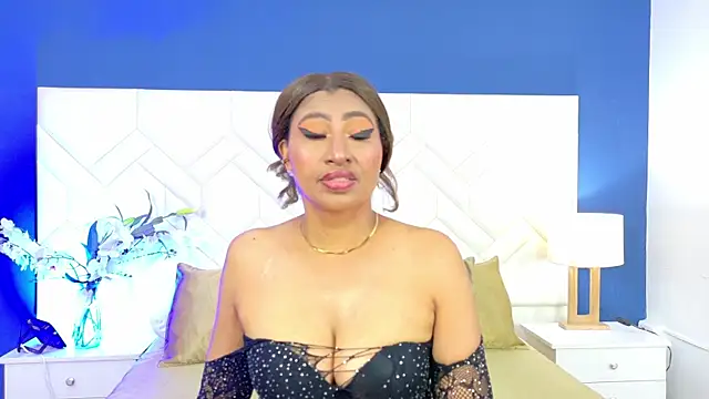 Snapshot of Kiara_Parker_ chatting on July 5, 8:15 pm Kiara Parker online show from July 5, 8:15 pm