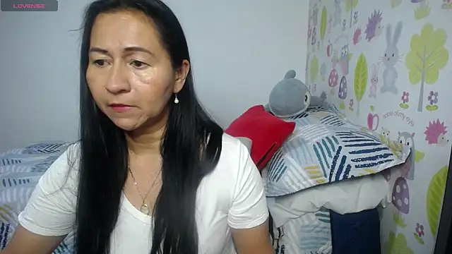 Tyna b online show from June 19, 5:13 am