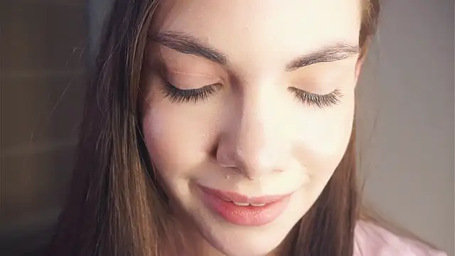 KianaNulle online show from April 16, 9:39 pm