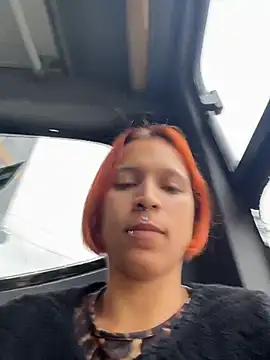 Mia 0-4 online show from July 4, 3:16 pm