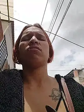 Mia 0-4 online show from May 30, 4:34 pm