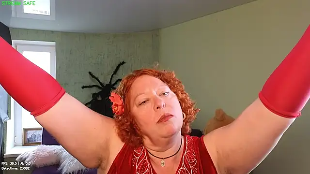 Snapshot of Fara_Flutte chatting on July 18, 10:24 am Fara Flutte online show from July 18, 10:24 am