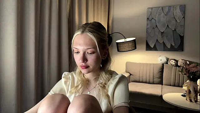 EvelineMolima online show from May 15, 5:11 pm