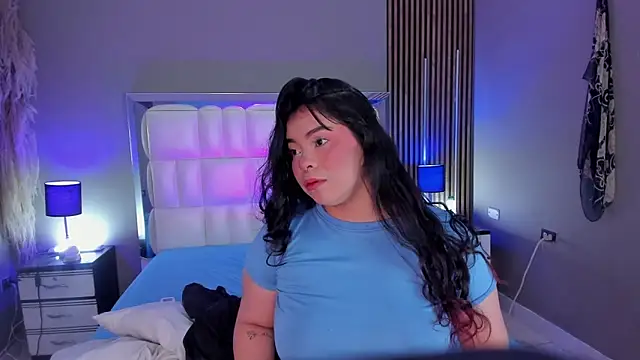 ROSELEI  online show from April 14, 12:54 pm
