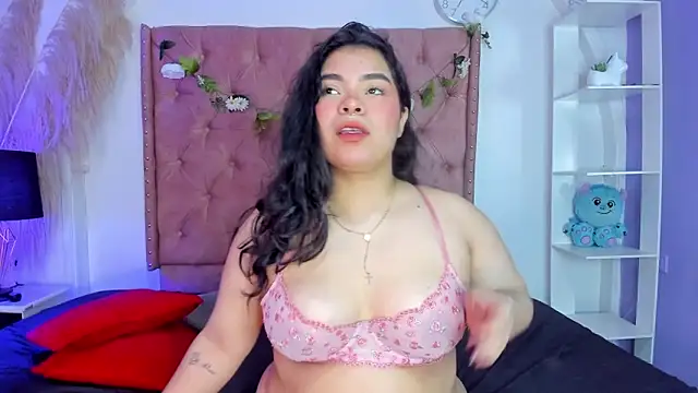 ROSELEI  online show from May 11, 12:39 pm