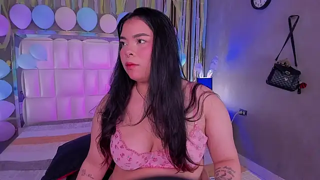 ROSELEI  online show from April 7, 12:18 pm