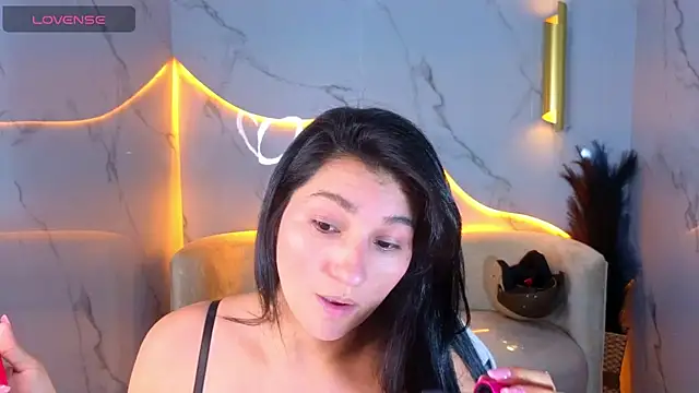 Snapshot of Alisson_tx_ chatting on June 1, 7:46 pm Alisson tx online show from June 1, 7:46 pm