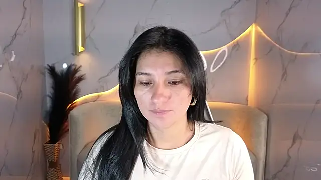 Snapshot of Alisson_tx_ chatting on July 8, 2:51 pm Alisson tx online show from July 8, 2:51 pm