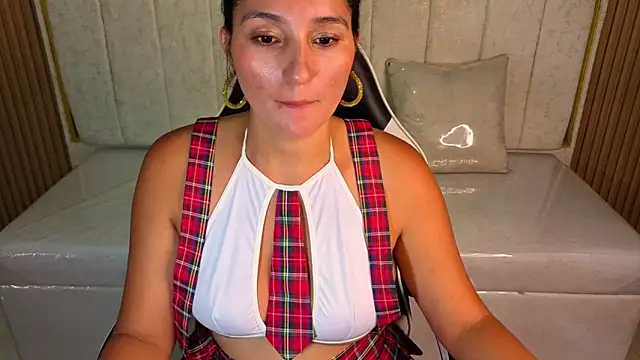 Alisson tx  online show from April 8, 9:49 pm