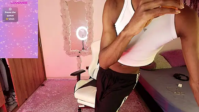 IamAndrey online show from May 7, 7:39 pm