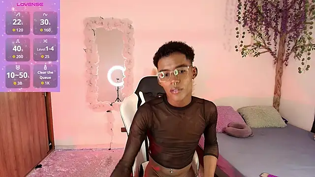 IamAndrey online show from May 13, 7:32 pm