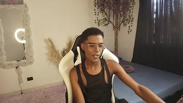 IamAndrey online show from April 13, 3:27 pm