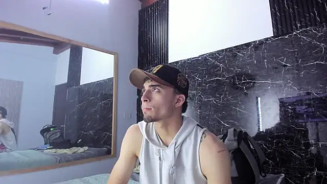 James-06 online show from April 14, 11:37 am