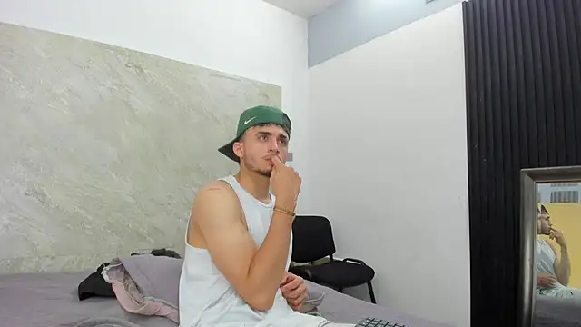 James-06 online show from June 3, 3:40 am