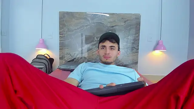 James-06 online show from May 17, 11:54 am