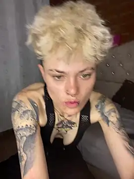 Megan-c online show from May 26, 11:47 pm
