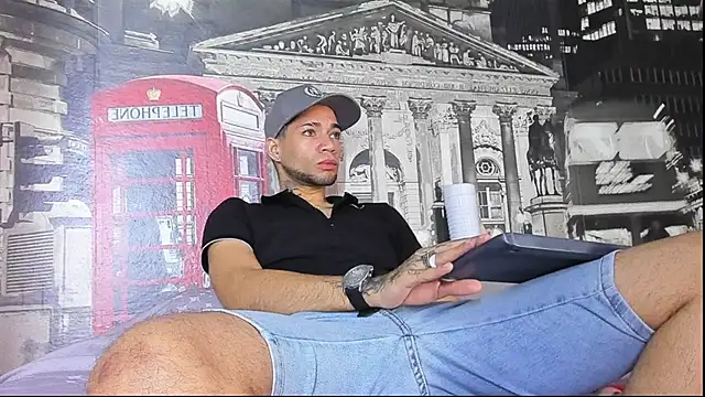 Daniel huge22 online show from April 10, 1:40 pm