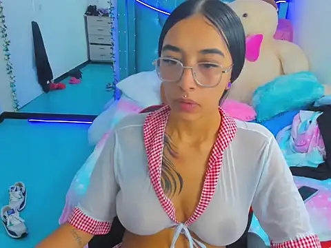 valery taylor 1 online show from April 23, 5:58 am