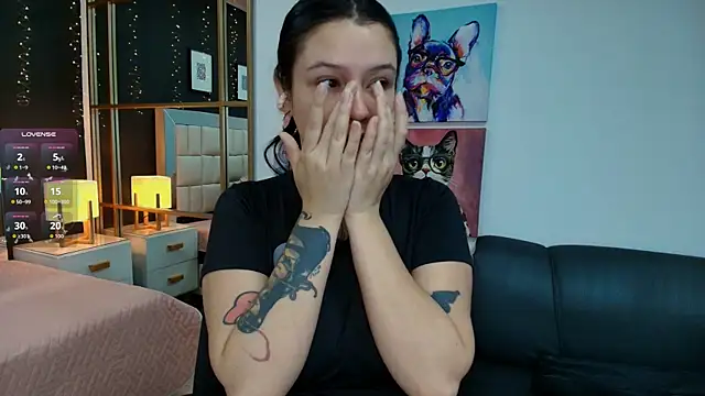 aria bloomer online show from May 20, 12:13 pm
