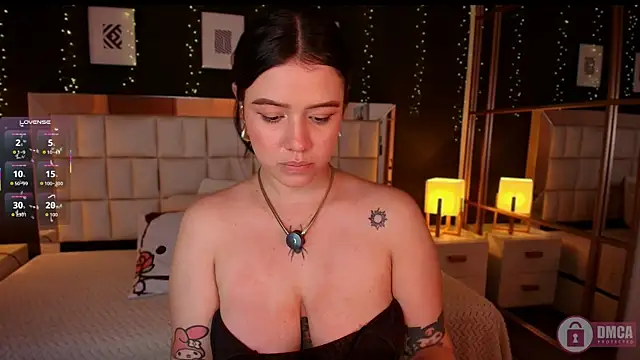 aria bloomer online show from May 31, 6:09 pm