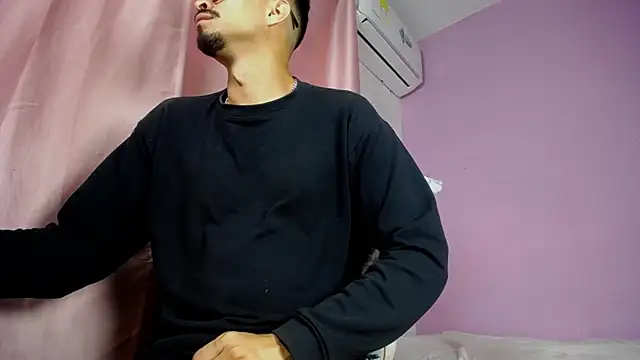 Amir guy  online show from May 8, 1:04 pm