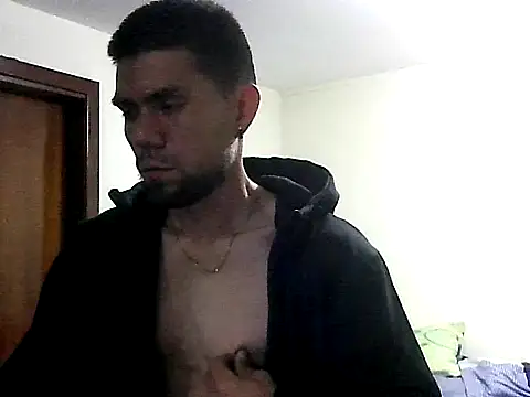 Snapshot of thomas2wood chatting on May 12, 3:47 am thomas2wood online show from May 12, 3:47 am