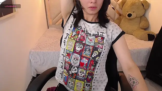 ahmy  online show from May 19, 1:56 am