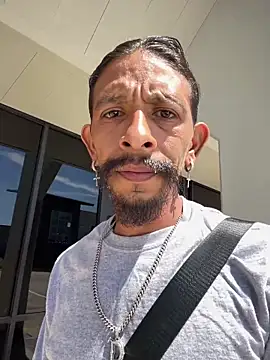 HDGarc online show from April 7, 5:15 pm