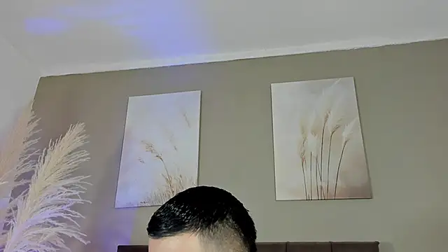 Snapshot of Alexander_Diazz chatting on June 6, 2:55 pm Alexander Diazz online show from June 6, 2:55 pm