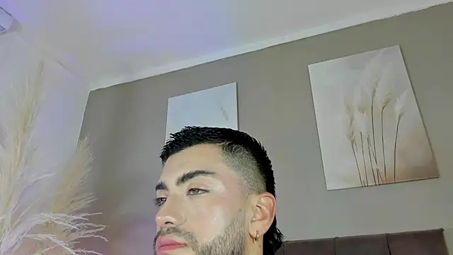 Snapshot of Alexander_Diazz chatting on July 11, 1:22 pm Alexander Diazz online show from July 11, 1:22 pm