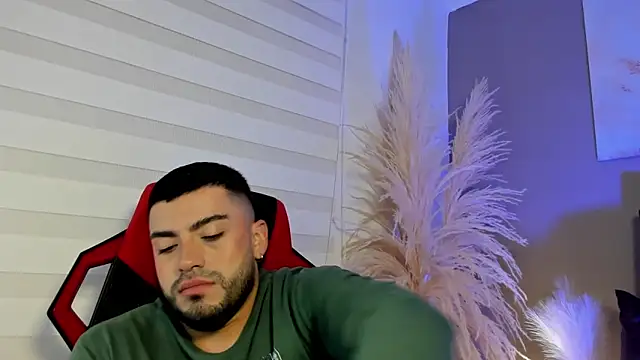 Alexander Diazz online show from May 6, 1:48 pm