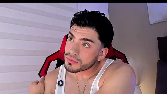 Alexander Diazz online show from April 15, 1:59 pm