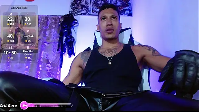 DARK BLACK 0 online show from May 12, 2:19 am