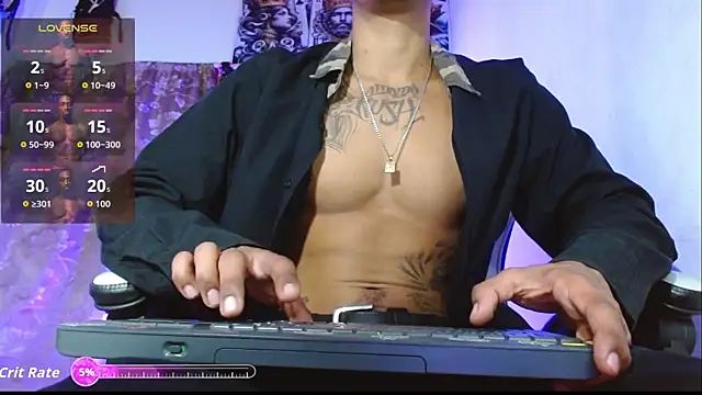 DARK BLACK 0 online show from May 17, 12:21 am