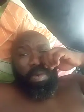 Snapshot of Salchichon18 chatting on June 30, 3:56 pm Salchichon18 online show from June 30, 3:56 pm
