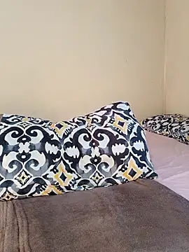 EbonySexySlimxxx online show from June 12, 8:01 am
