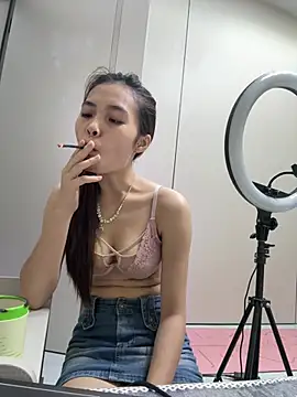 Mimiluv1234 online show from May 14, 2:25 pm