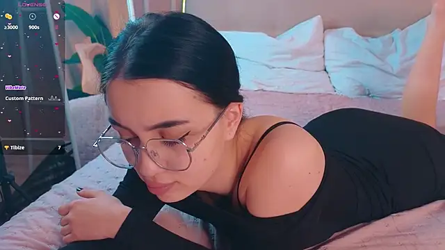 MargaretParker online show from April 17, 6:16 am