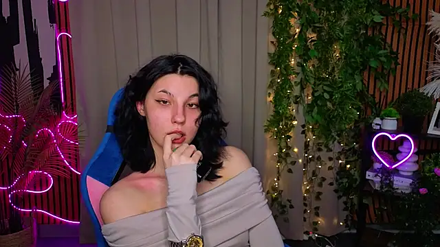 SharonBrowns online show from April 15, 7:58 pm