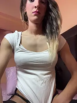 Blacktourmalinee online show from May 9, 4:32 pm