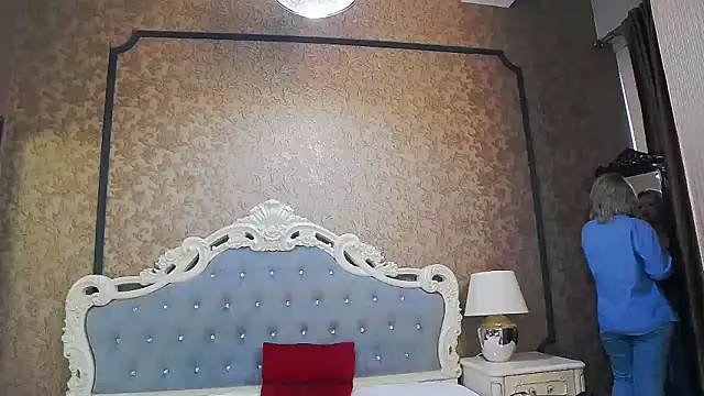 Ivy Quin online show from June 7, 5:12 am