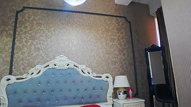 Ivy Quin online show from June 23, 4:32 am
