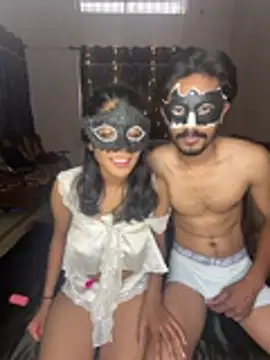 Love Birds00 online show from May 12, 8:43 am