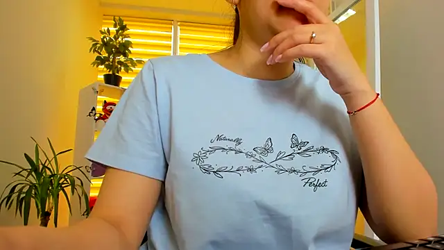 Tianniaa online show from April 18, 8:16 am