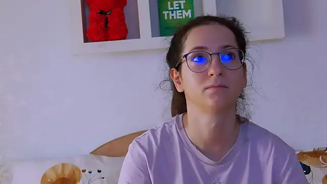 KarolDolly05 online show from April 17, 12:52 pm