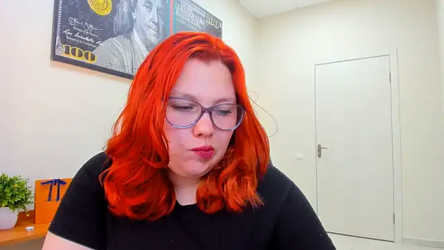 Snapshot of Aillia-Rous chatting on June 14, 6:14 am Aillia-Rous online show from June 14, 6:14 am