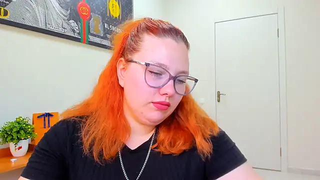 Snapshot of Aillia-Rous chatting on July 20, 7:38 am Aillia-Rous online show from July 20, 7:38 am