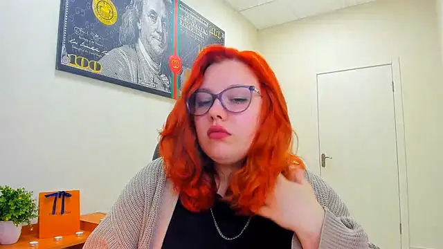 Snapshot of Aillia-Rous chatting on June 15, 6:24 am Aillia-Rous online show from June 15, 6:24 am